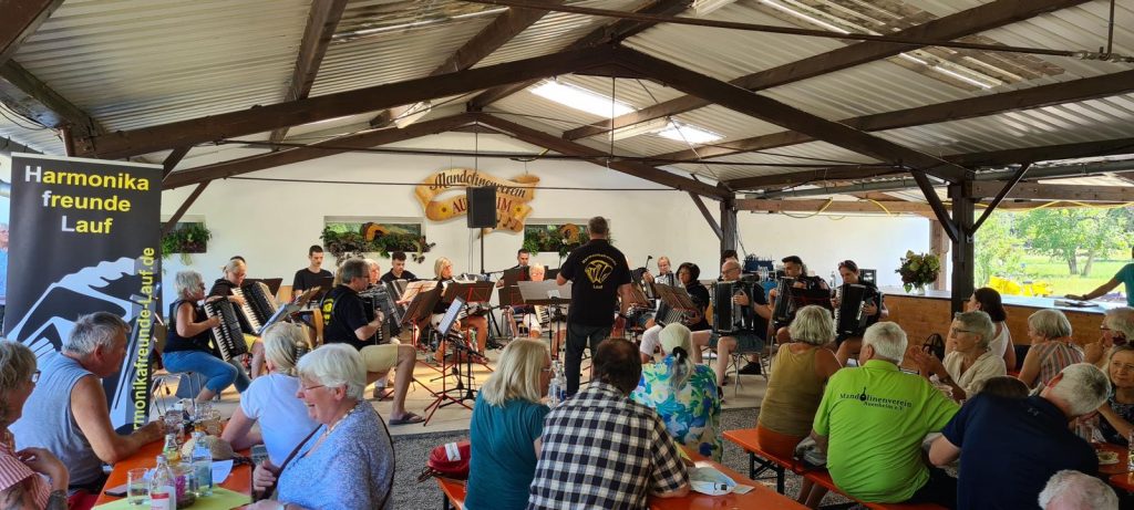100-jähriges Jubiläum Harmonikafreunde Lauf